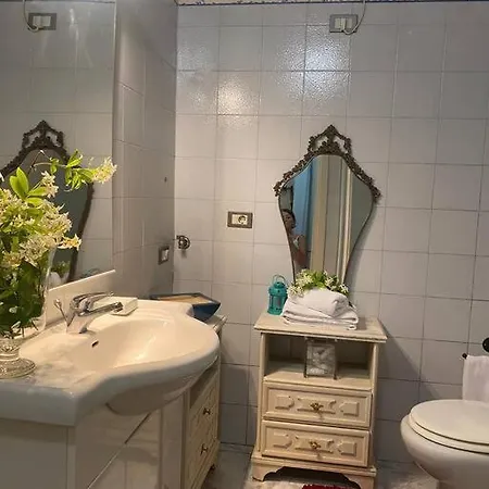 Apartment La Casa Nel Borgo *