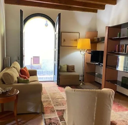 La Casa Nel Borgo * Angera